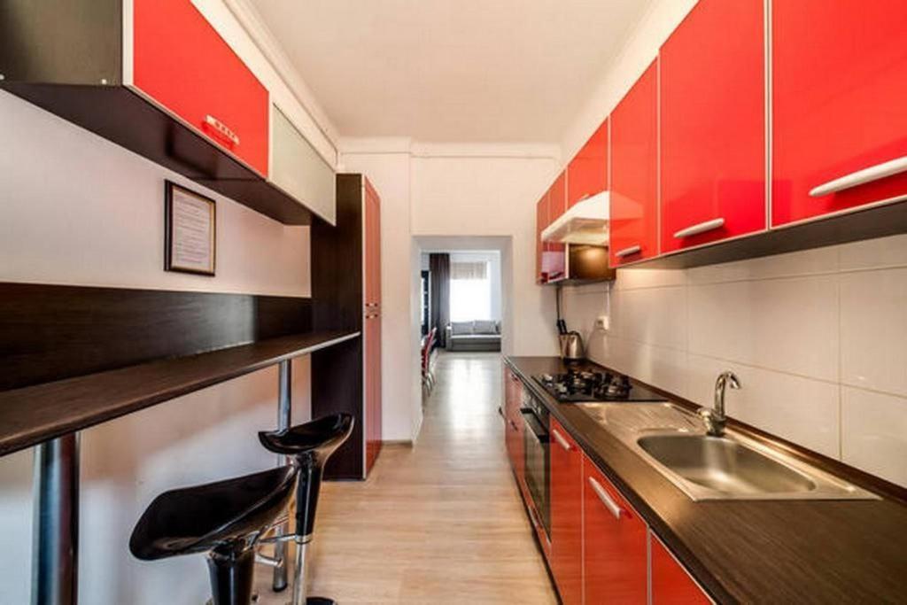 Apartment In The Center Of "Opera" 리비프 외부 사진