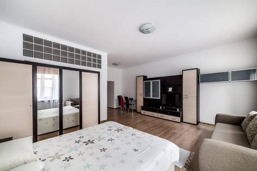 Apartment In The Center Of "Opera" 리비프 외부 사진